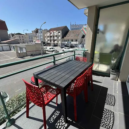 Proche Apartment